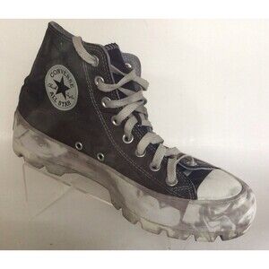 CONVERSE Chuck Taylor All Star Lugged High Tops. Camo Style 565902C (Size 9)